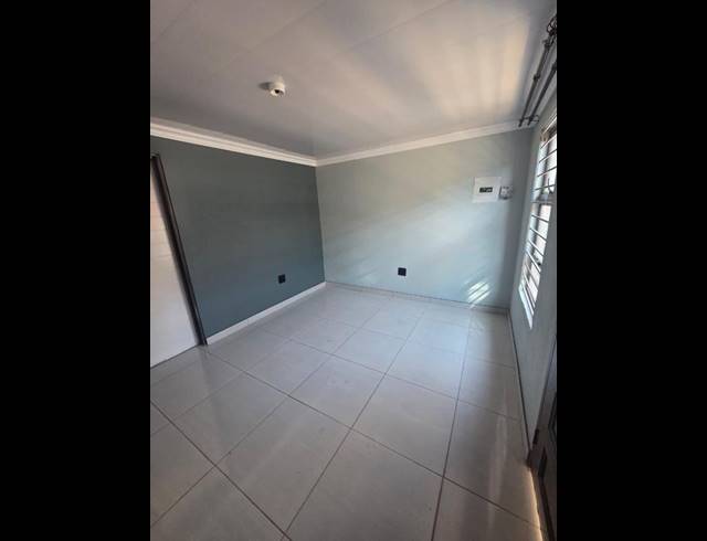 6 BEDROOM PROPERTY TO RENT IN MOKOPANE